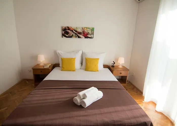 Appartement Sea View With Kitchen, Balcony&air Condition