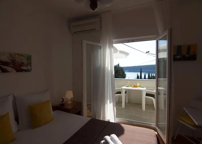 Sea View With Kitchen, Balcony&air Condition Appartement Barbat na Rabu