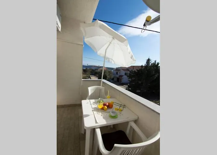 Sea View With Kitchen, Balcony&air Condition Appartement Barbat na Rabu