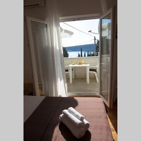 Apartmán Sea View With Kitchen, Balcony&air Condition Barbat na Rabu