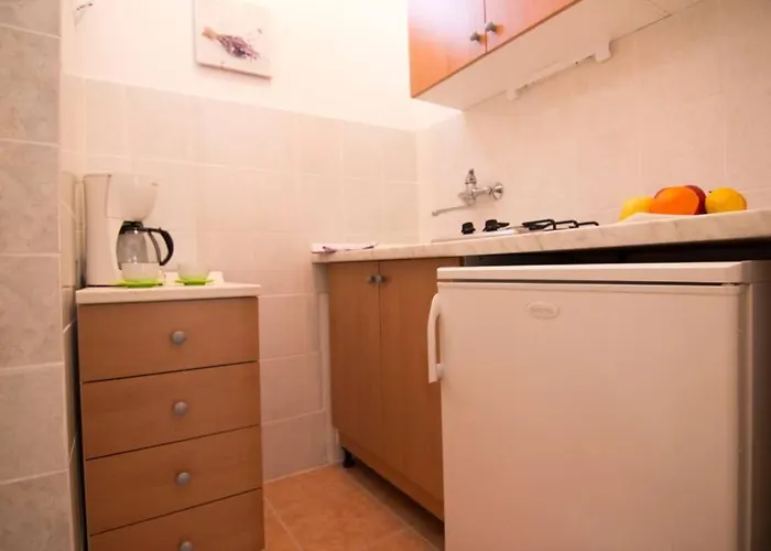 Sea View With Kitchen, Balcony&air Condition Barbat na Rabu