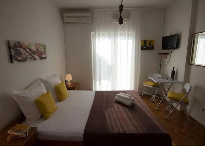 Sea View With Kitchen, Balcony&air Condition * Barbat na Rabu