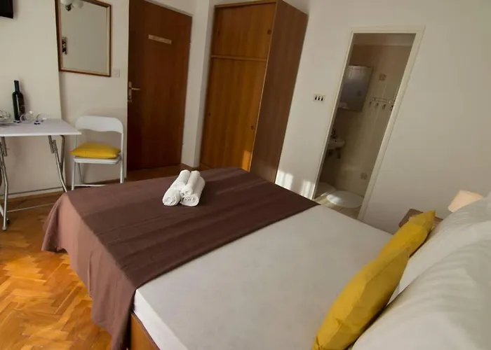 Sea View With Kitchen, Balcony&air Condition Apartament *